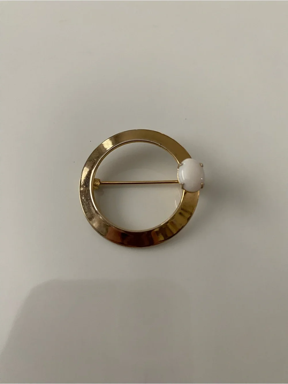 Gold Geometric Vintage-Style Brooch Pin